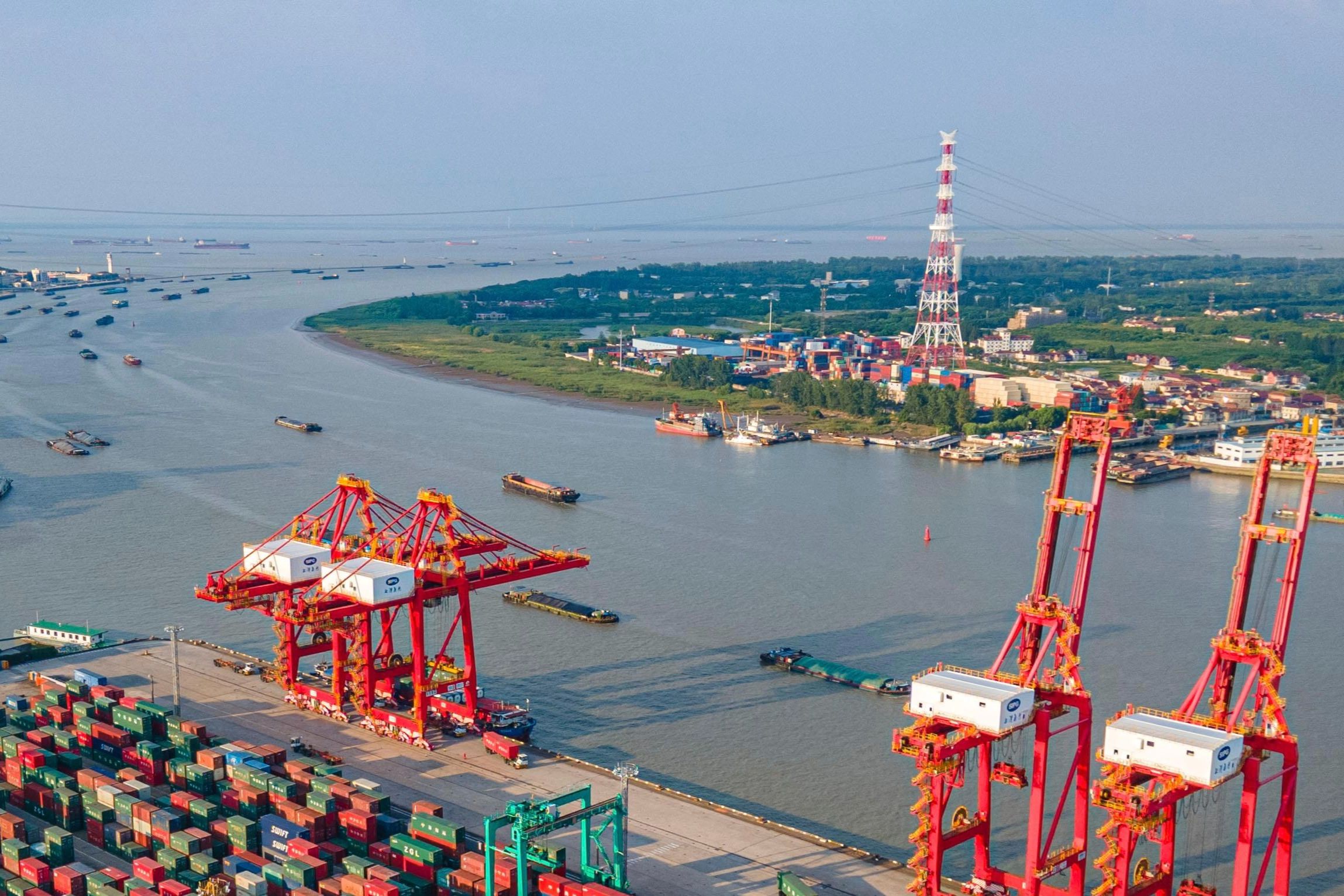 2024年中国经济观察：宏观调控有力有效