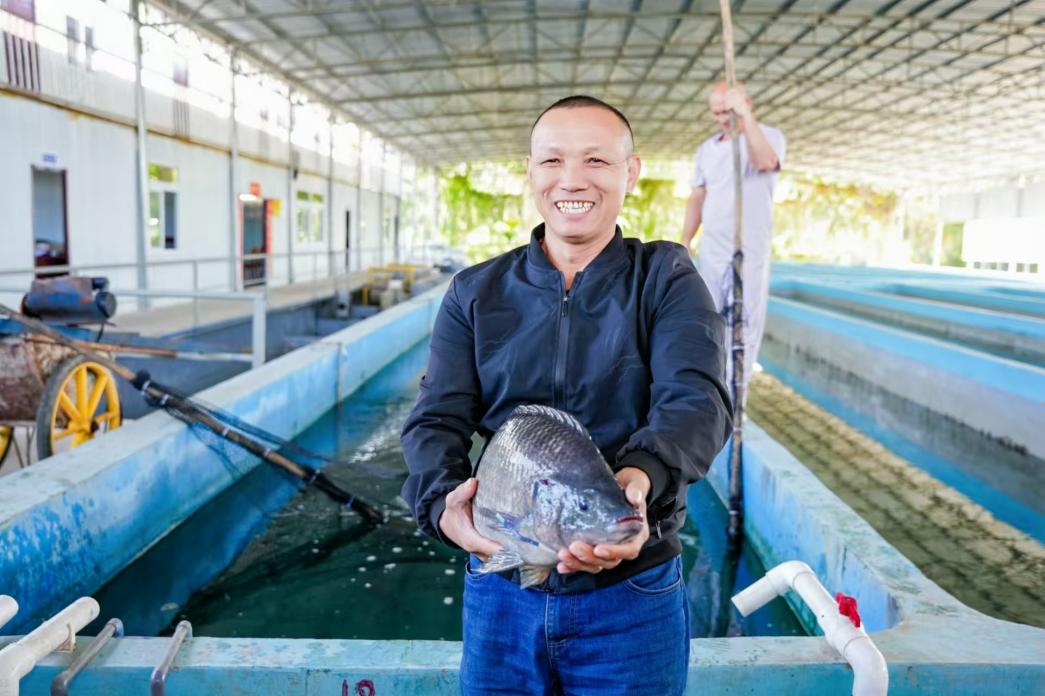 e1bfbc72-9a8c-4989-9e22-cee4bc60d6ee