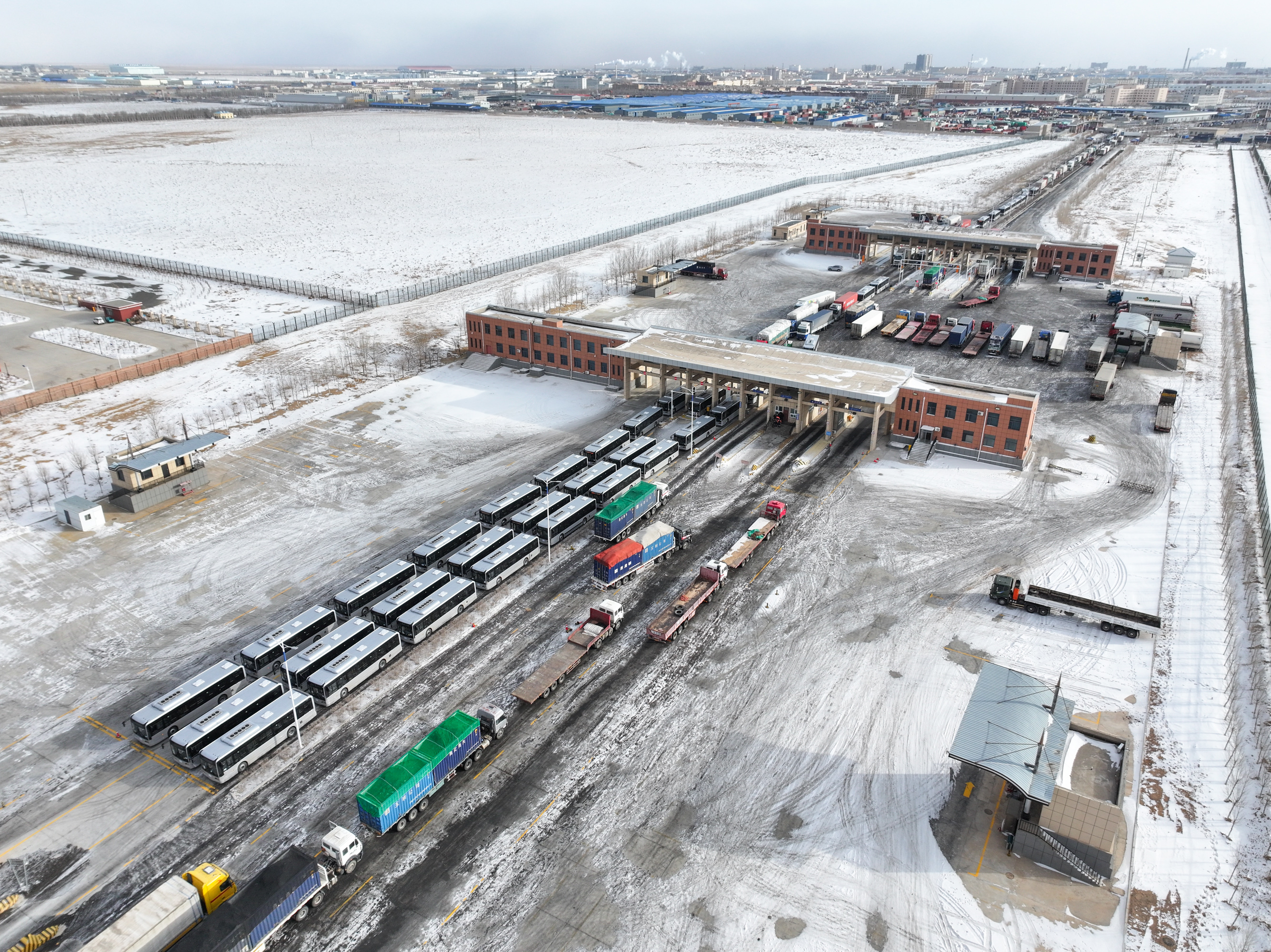 内蒙古二连浩特口岸多项通关数据刷新历史记录