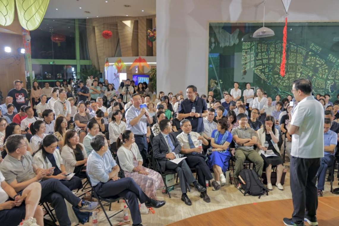 楊浦區“人民城市·人人議事廳”活動。楊浦區人大供圖