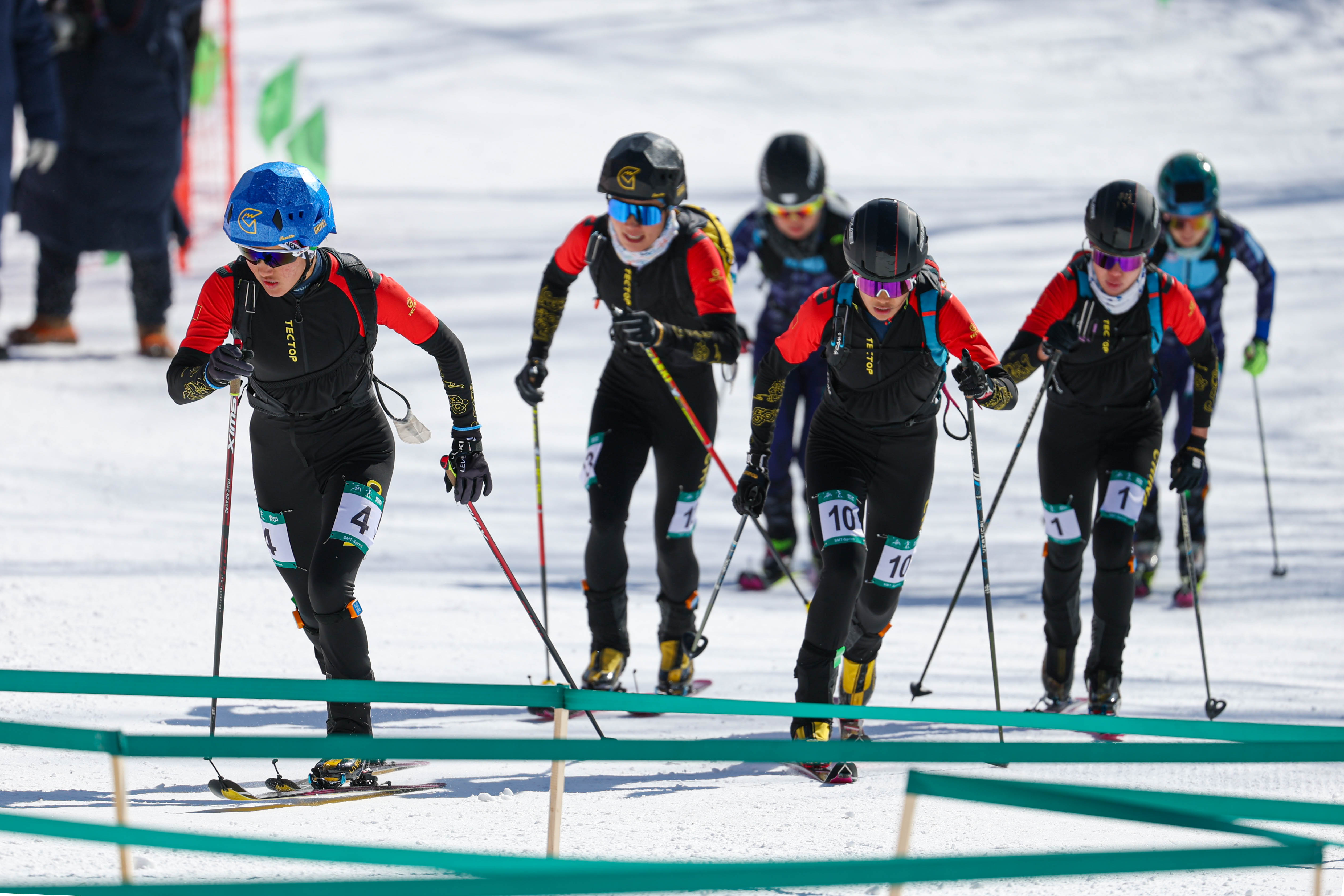 在亚冬会 见证精彩瞬间