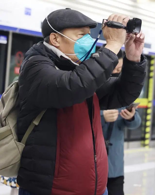 ▲市民用摄像机记录 图片