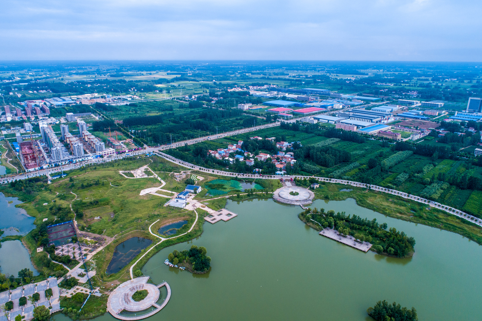 从空中俯瞰,河南省商丘市虞城县像一块温润的碧玉镶嵌在豫东大地上