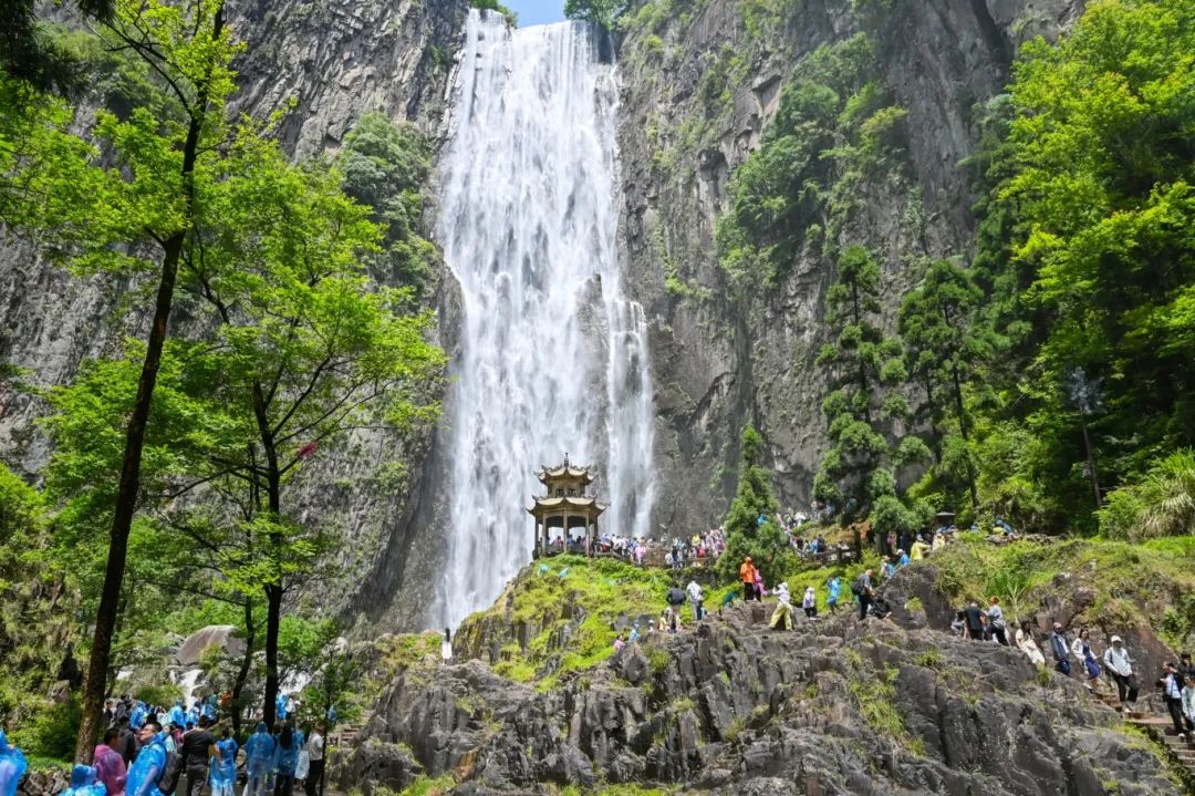 百丈漈5 夏晓强 摄影_副本.jpg
