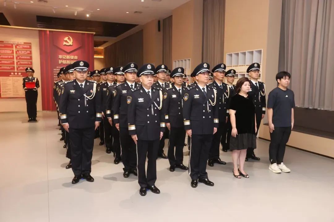 警号012694，封存！