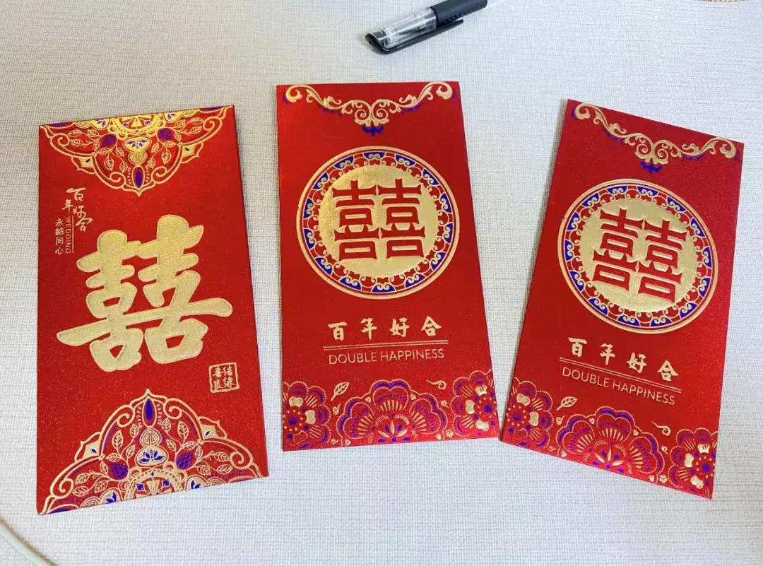 新人婚礼上的一个举动火了！网友：建议推广
