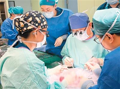 “珠峰级”术式!我国团队完成高难度肝脏再植术