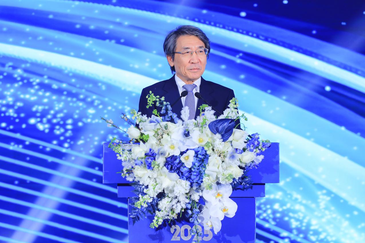 薛其坤