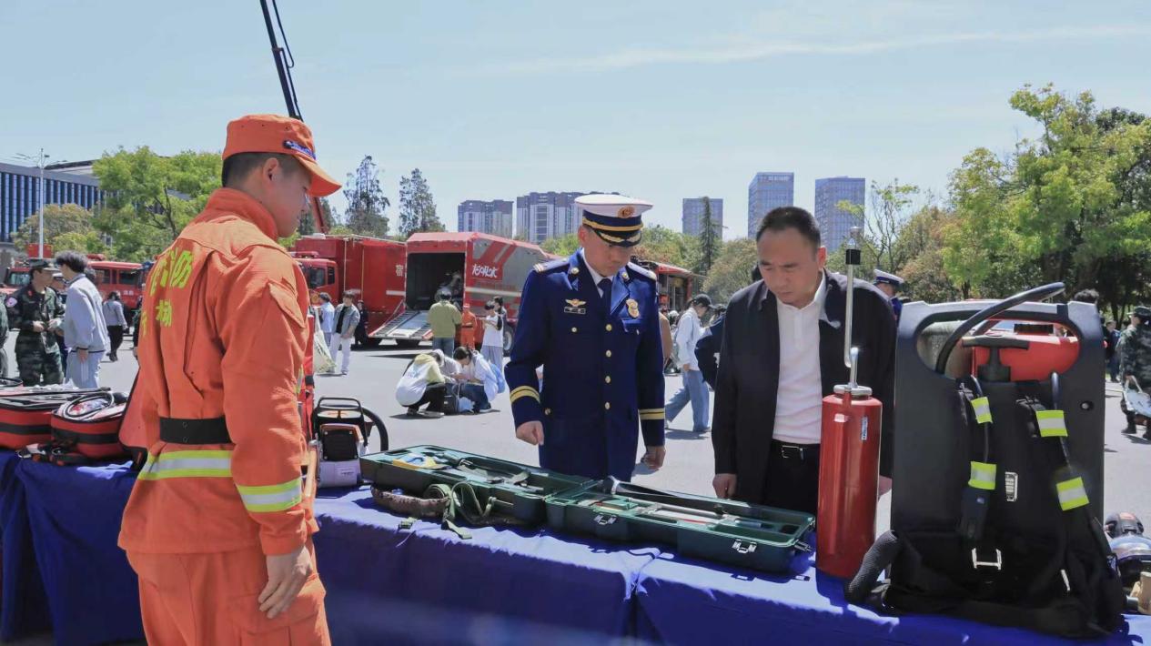 f682f3f52848f9f4e2761e49b48c8251