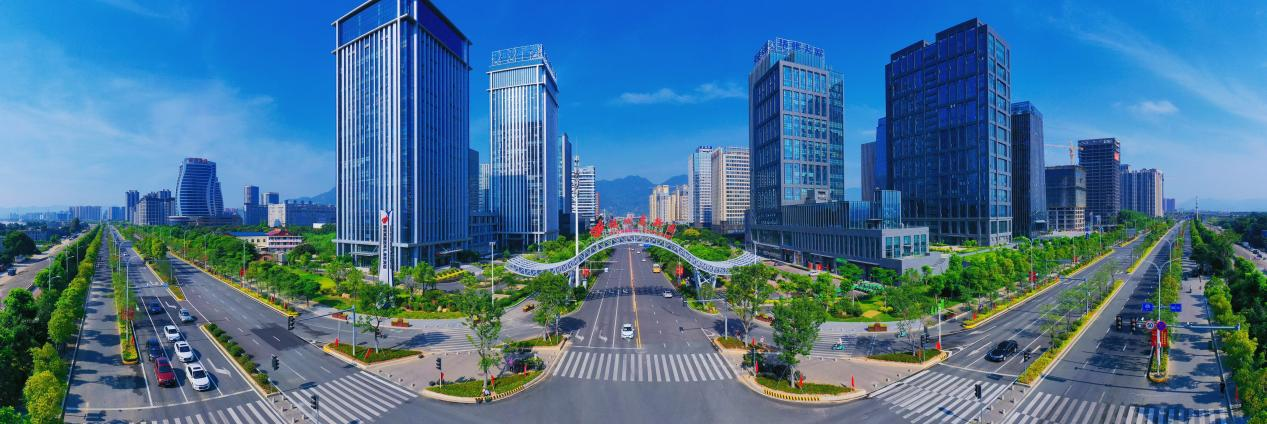福州高新区路口。林双伟摄