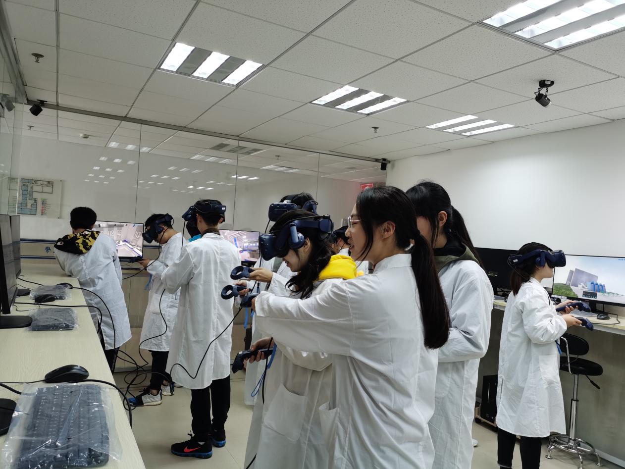 华东理工大学的虚拟仿真实验教学资源共享平台